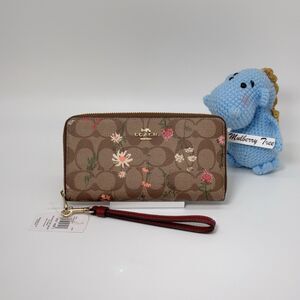 Coach C8736 Long Zip Around Wallet In Signature Canvas With Wildflower Print NWT